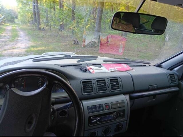 Серый УАЗ 3163 Patriot, объемом двигателя 2.7 л и пробегом 300 тыс. км за 4000 $, фото 5 на Automoto.ua