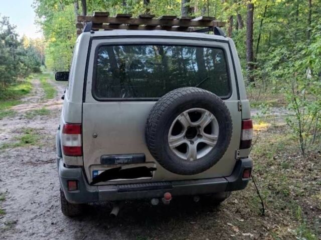 Серый УАЗ 3163 Patriot, объемом двигателя 2.7 л и пробегом 300 тыс. км за 4000 $, фото 2 на Automoto.ua