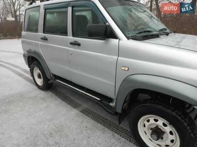 Сірий УАЗ 3163 Patriot, об'ємом двигуна 2.7 л та пробігом 63 тис. км за 5500 $, фото 8 на Automoto.ua