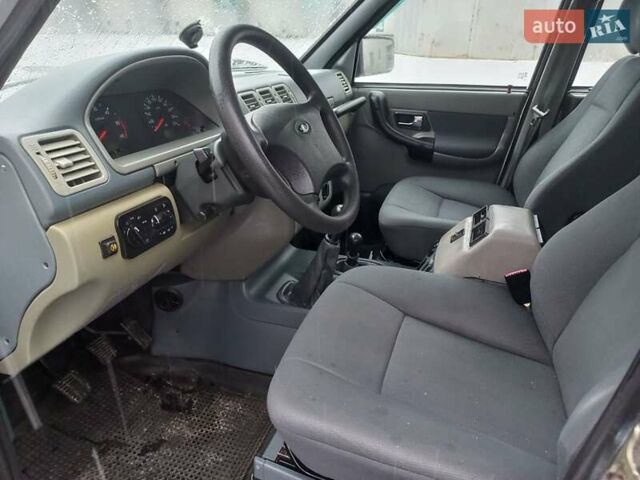 Сірий УАЗ 3163 Patriot, об'ємом двигуна 2.7 л та пробігом 63 тис. км за 5500 $, фото 13 на Automoto.ua