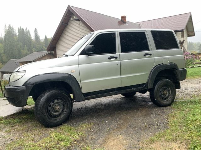 Сірий УАЗ 3163 Patriot, об'ємом двигуна 2.7 л та пробігом 215 тис. км за 3200 $, фото 2 на Automoto.ua