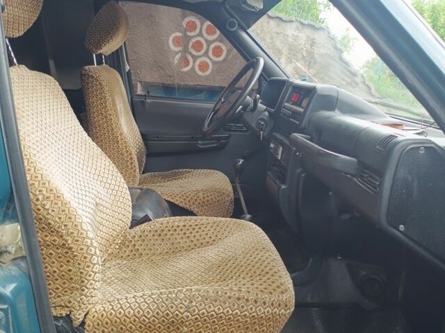 Синий УАЗ 3163 Patriot, объемом двигателя 2.7 л и пробегом 80 тыс. км за 3500 $, фото 2 на Automoto.ua