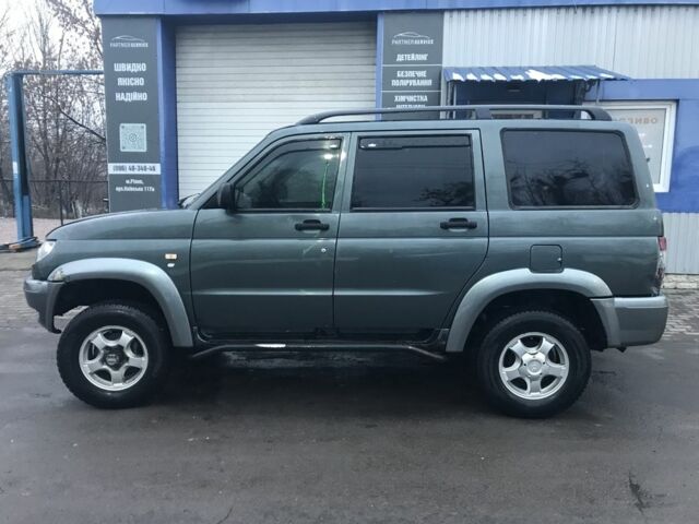 Зеленый УАЗ 3163 Patriot, объемом двигателя 2.7 л и пробегом 170 тыс. км за 2900 $, фото 3 на Automoto.ua