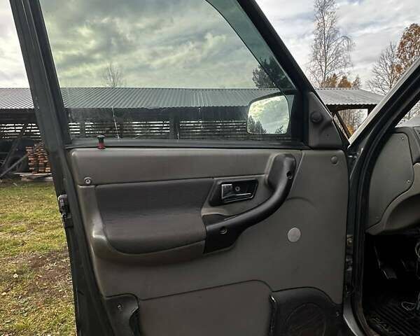 Зелений УАЗ 3163 Patriot, об'ємом двигуна 2.69 л та пробігом 170 тис. км за 2500 $, фото 6 на Automoto.ua