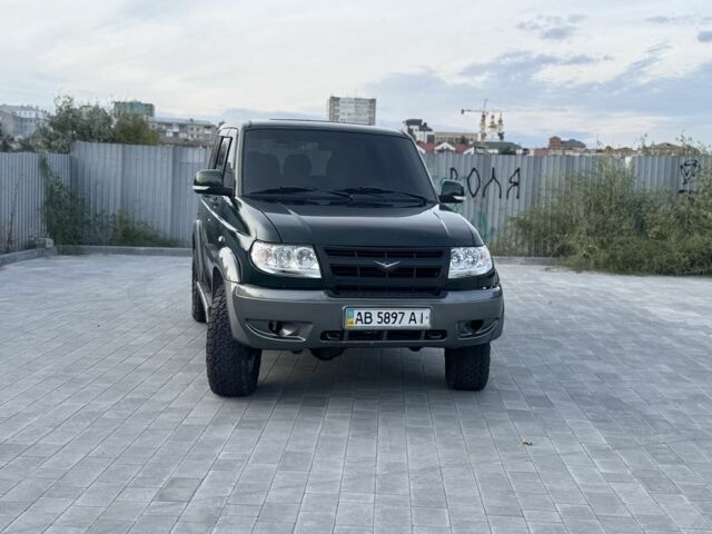 Зеленый УАЗ 3163 Patriot, объемом двигателя 2.7 л и пробегом 135 тыс. км за 4500 $, фото 2 на Automoto.ua