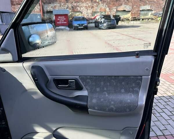 Зеленый УАЗ 3163 Patriot, объемом двигателя 2.69 л и пробегом 100 тыс. км за 6000 $, фото 18 на Automoto.ua