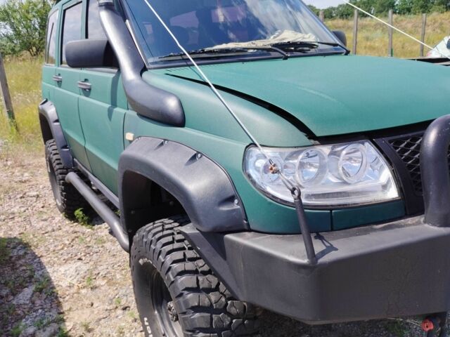 Зеленый УАЗ 3163 Patriot, объемом двигателя 2.7 л и пробегом 122 тыс. км за 8500 $, фото 4 на Automoto.ua