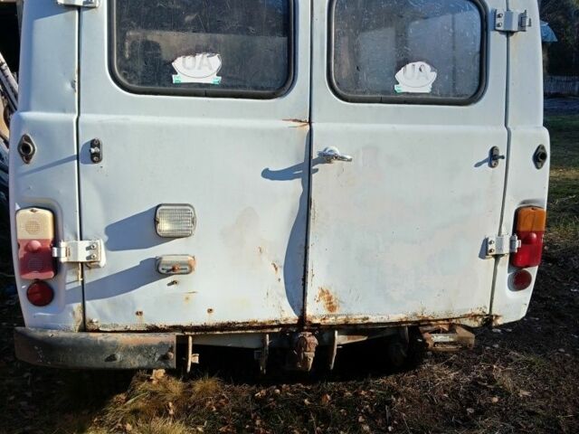 Белый УАЗ 3303, объемом двигателя 2 л и пробегом 45 тыс. км за 700 $, фото 3 на Automoto.ua