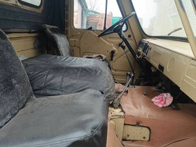 Бежевий УАЗ 3303, об'ємом двигуна 2.4 л та пробігом 30 тис. км за 1609 $, фото 6 на Automoto.ua