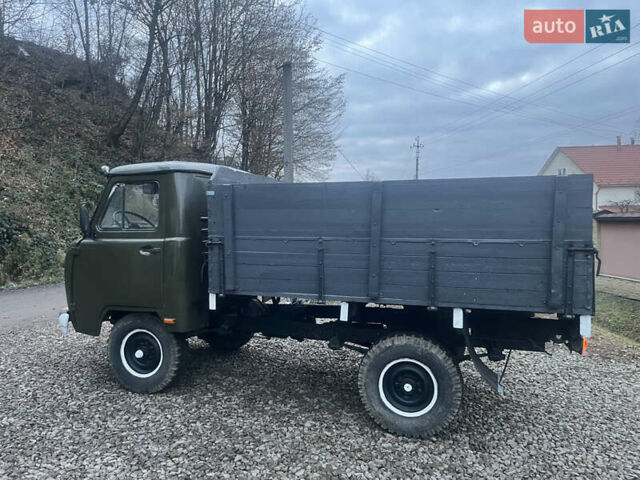 Зеленый УАЗ 3303, объемом двигателя 2.4 л и пробегом 38 тыс. км за 2650 $, фото 2 на Automoto.ua