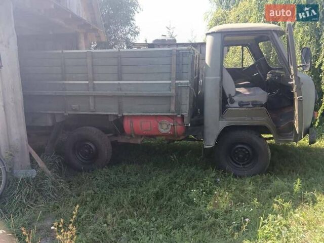 Зеленый УАЗ 3303, объемом двигателя 2.45 л и пробегом 100 тыс. км за 2400 $, фото 4 на Automoto.ua