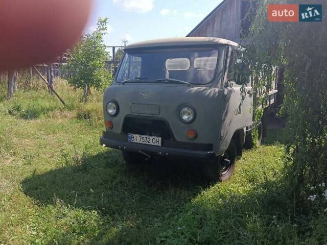 Зеленый УАЗ 3303, объемом двигателя 2.45 л и пробегом 100 тыс. км за 2400 $, фото 1 на Automoto.ua