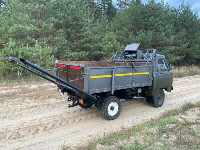 Зелений УАЗ 3303, об'ємом двигуна 2.4 л та пробігом 100 тис. км за 2450 $, фото 3 на Automoto.ua