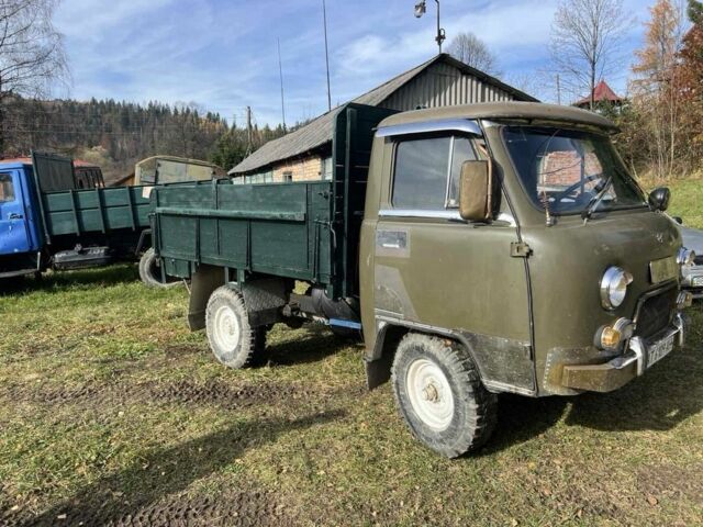 Зеленый УАЗ 3303, объемом двигателя 2.4 л и пробегом 180 тыс. км за 2750 $, фото 2 на Automoto.ua