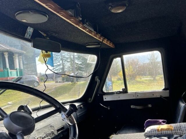 Зеленый УАЗ 3303, объемом двигателя 2.4 л и пробегом 180 тыс. км за 2750 $, фото 7 на Automoto.ua