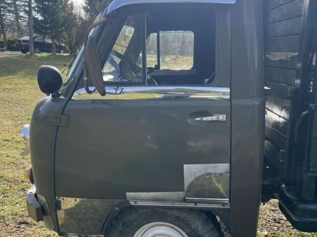 Зеленый УАЗ 3303, объемом двигателя 2.4 л и пробегом 180 тыс. км за 2750 $, фото 5 на Automoto.ua