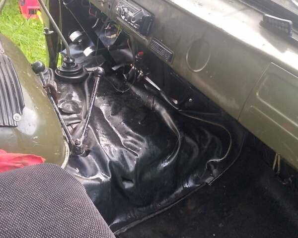 Зеленый УАЗ 3303, объемом двигателя 2.4 л и пробегом 89 тыс. км за 3000 $, фото 15 на Automoto.ua