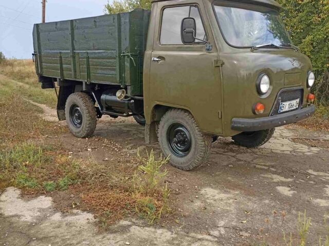 Зелений УАЗ 3303, об'ємом двигуна 2.4 л та пробігом 98 тис. км за 2500 $, фото 2 на Automoto.ua