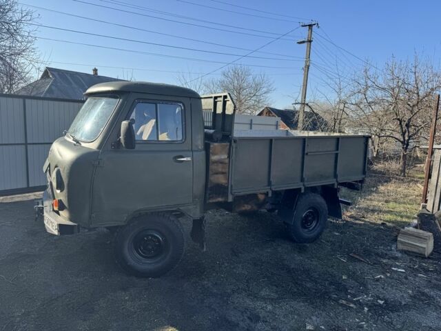 Зеленый УАЗ 3303, объемом двигателя 2.4 л и пробегом 100 тыс. км за 7000 $, фото 1 на Automoto.ua