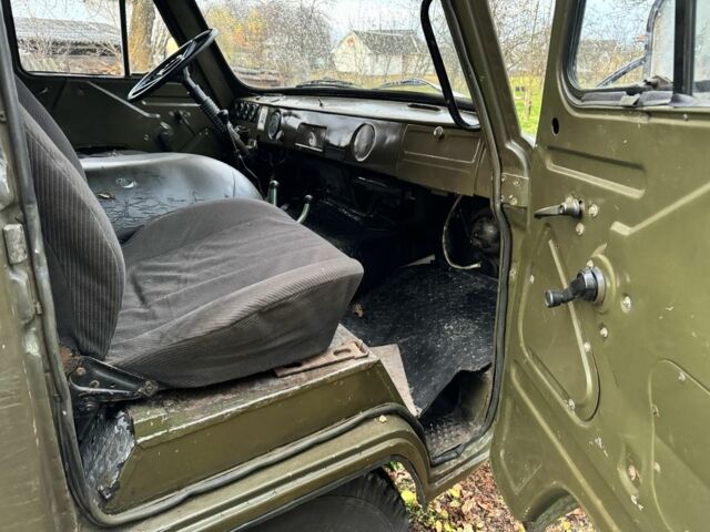 Зеленый УАЗ 3303, объемом двигателя 2.5 л и пробегом 50 тыс. км за 2300 $, фото 5 на Automoto.ua