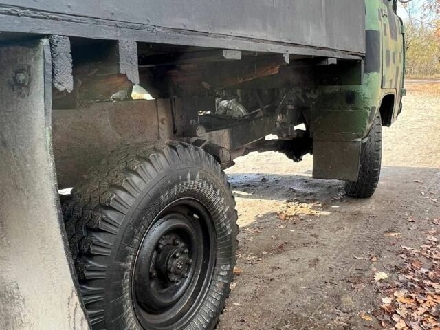 Зеленый УАЗ 3303, объемом двигателя 2.4 л и пробегом 125 тыс. км за 1190 $, фото 5 на Automoto.ua