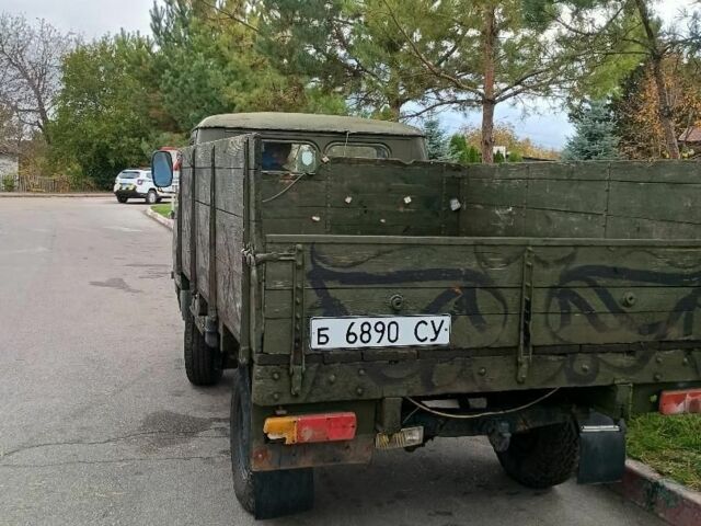 УАЗ 3303 1985 в Погребище на Automoto.ua Зеленый УАЗ 3303, объемом двигателя 2 л и пробегом 300 тыс. км за 1400 $, фото 4 на Automoto.ua
