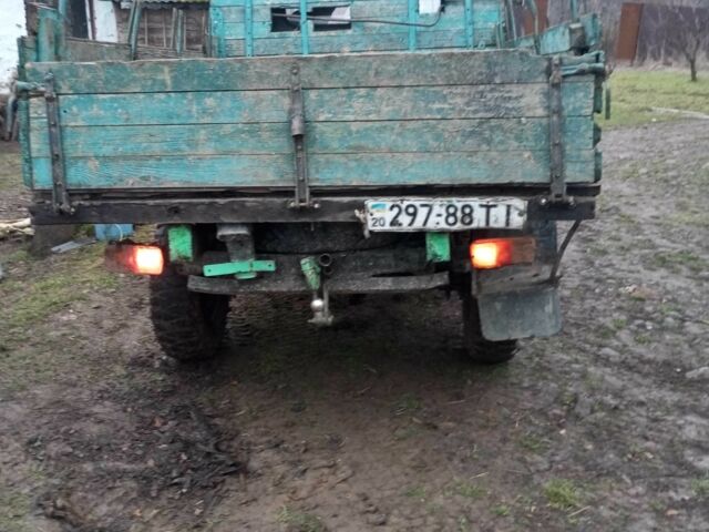 Зеленый УАЗ 3303, объемом двигателя 2.4 л и пробегом 50 тыс. км за 1600 $, фото 3 на Automoto.ua