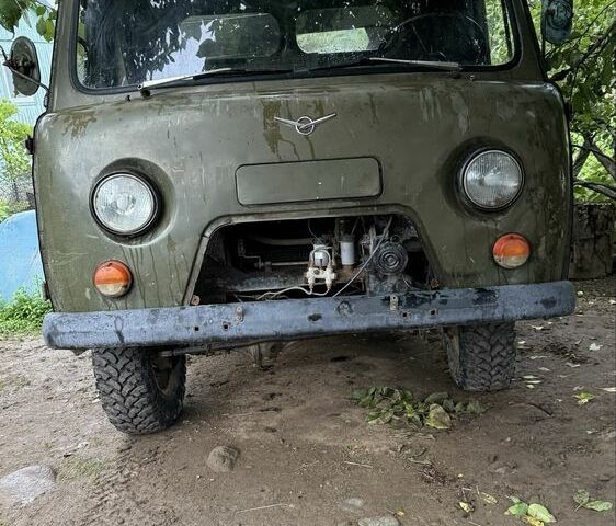 Зеленый УАЗ 3303, объемом двигателя 2.4 л и пробегом 50 тыс. км за 1599 $, фото 1 на Automoto.ua
