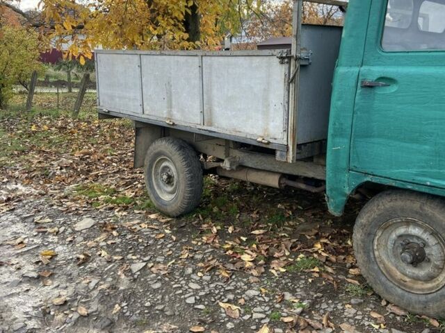 Зеленый УАЗ 3303, объемом двигателя 2.4 л и пробегом 65 тыс. км за 1400 $, фото 1 на Automoto.ua