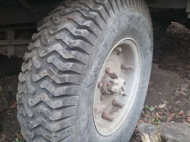 Зеленый УАЗ 3303, объемом двигателя 2.4 л и пробегом 75 тыс. км за 1790 $, фото 2 на Automoto.ua