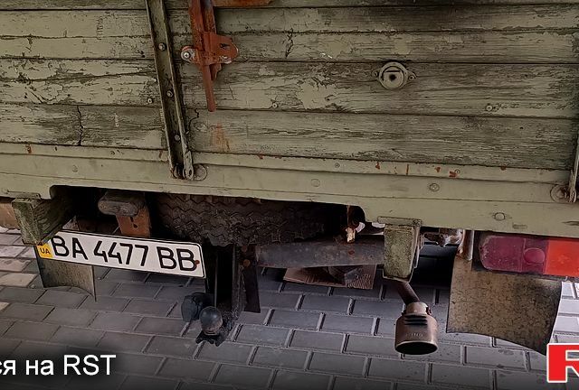 Зеленый УАЗ 3303, объемом двигателя 2.4 л и пробегом 100 тыс. км за 5200 $, фото 6 на Automoto.ua