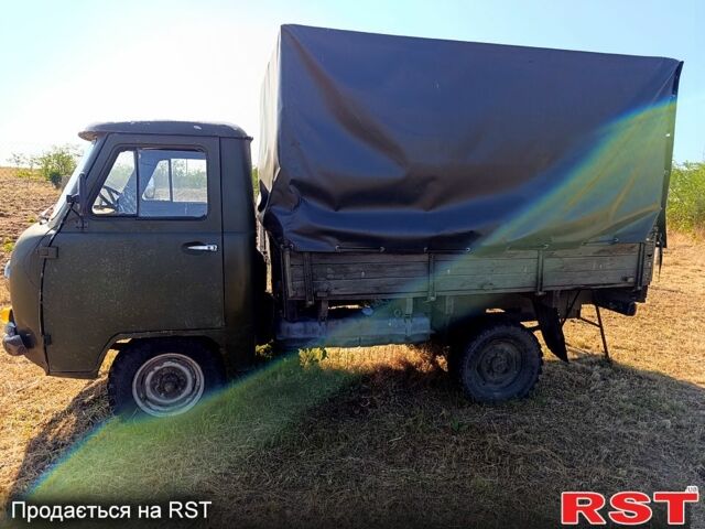 УАЗ 3303 1989 в Николаеве на Automoto.ua Зеленый УАЗ 3303, объемом двигателя 2.5 л и пробегом 200 тыс. км за 2000 $, фото 1 на Automoto.ua