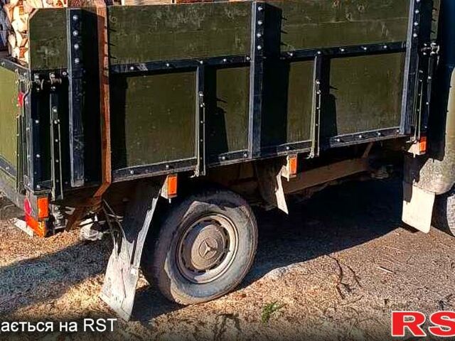 Зелений УАЗ 3303, об'ємом двигуна 2.4 л та пробігом 210 тис. км за 5500 $, фото 3 на Automoto.ua