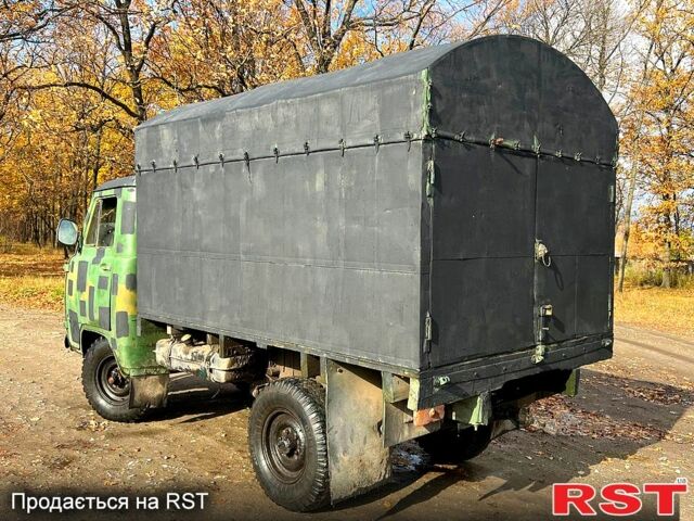 Зеленый УАЗ 3303, объемом двигателя 2.4 л и пробегом 120 тыс. км за 1200 $, фото 7 на Automoto.ua