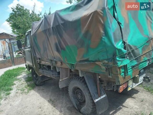 Зеленый УАЗ 3303, объемом двигателя 2.4 л и пробегом 76 тыс. км за 3200 $, фото 4 на Automoto.ua