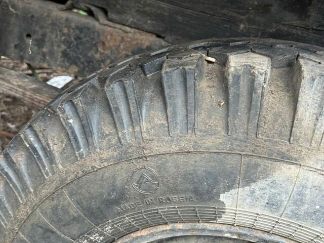 Зелений УАЗ 3303, об'ємом двигуна 2.4 л та пробігом 1000 тис. км за 832 $, фото 3 на Automoto.ua