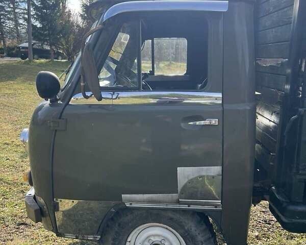 Зеленый УАЗ 3303, объемом двигателя 2.4 л и пробегом 180 тыс. км за 2800 $, фото 4 на Automoto.ua