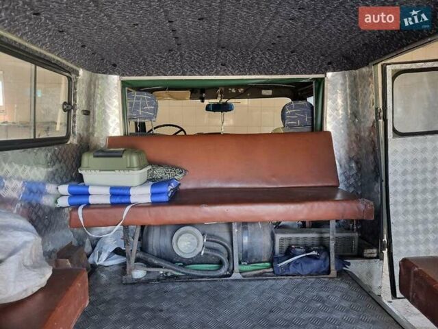 Зеленый УАЗ 3303, объемом двигателя 2.4 л и пробегом 380 тыс. км за 5400 $, фото 6 на Automoto.ua