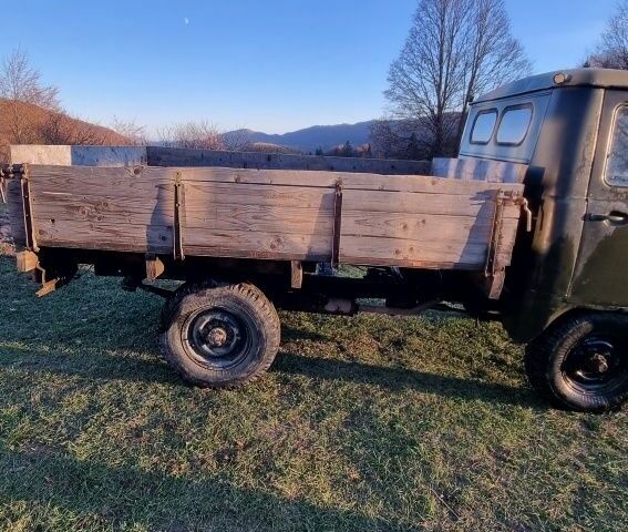 УАЗ 3303 1990 у Косове на Automoto.ua Зелений УАЗ 3303, об'ємом двигуна 0 л та пробігом 100 тис. км за 1950 $, фото 6 на Automoto.ua