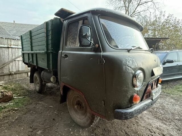 Зеленый УАЗ 3303, объемом двигателя 2.5 л и пробегом 300 тыс. км за 1800 $, фото 4 на Automoto.ua