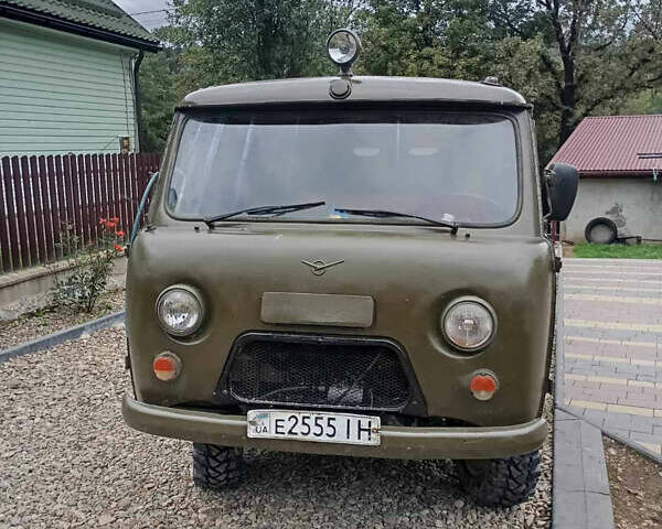 Зелений УАЗ 3452, об'ємом двигуна 2.1 л та пробігом 75 тис. км за 2500 $, фото 1 на Automoto.ua
