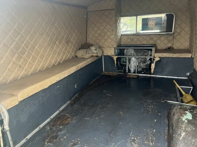 Черный УАЗ 3741, объемом двигателя 2.4 л и пробегом 80 тыс. км за 2377 $, фото 8 на Automoto.ua