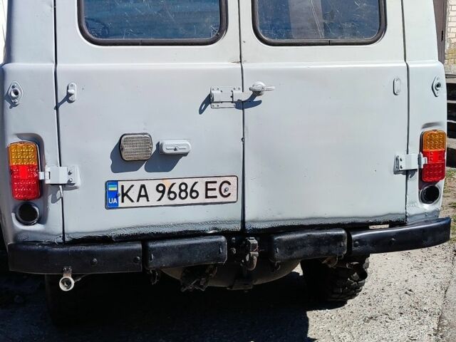 Серый УАЗ 3741, объемом двигателя 2.4 л и пробегом 3 тыс. км за 1700 $, фото 1 на Automoto.ua