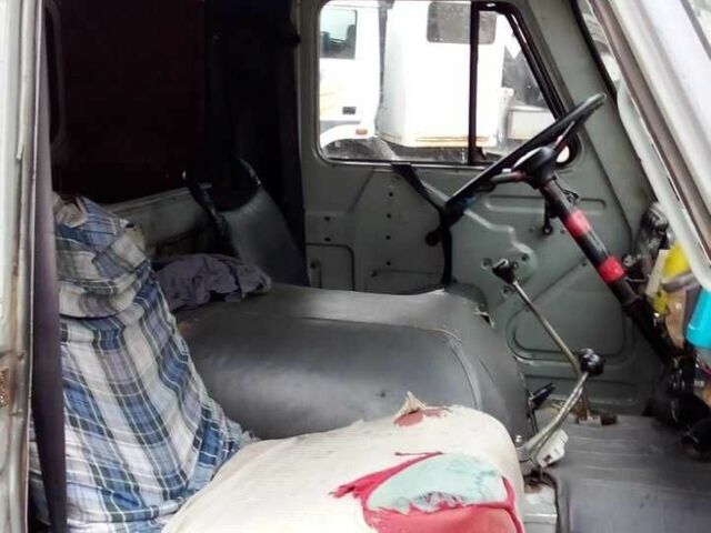 Серый УАЗ 3741, объемом двигателя 2.7 л и пробегом 300 тыс. км за 2415 $, фото 4 на Automoto.ua