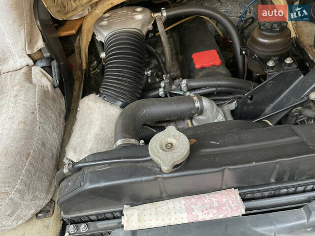 Серый УАЗ 3741, объемом двигателя 2.5 л и пробегом 120 тыс. км за 6500 $, фото 9 на Automoto.ua