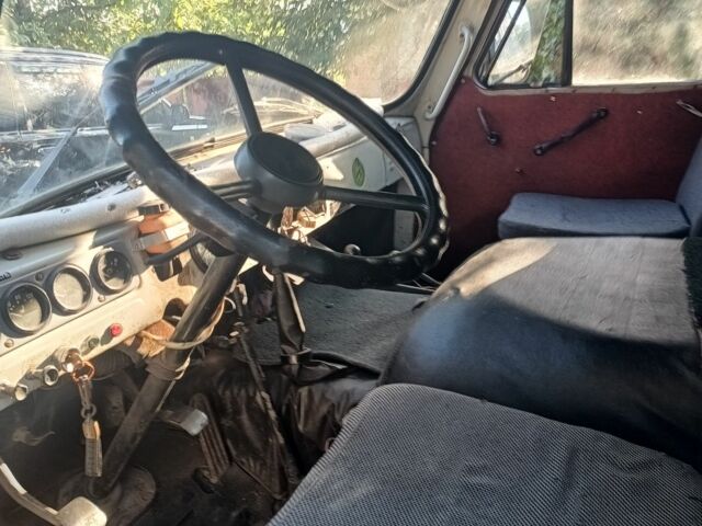 Сірий УАЗ 3741, об'ємом двигуна 0 л та пробігом 67 тис. км за 1047 $, фото 3 на Automoto.ua