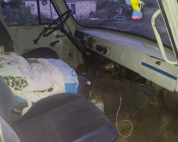 Сірий УАЗ 3741, об'ємом двигуна 2.4 л та пробігом 268 тис. км за 1500 $, фото 3 на Automoto.ua