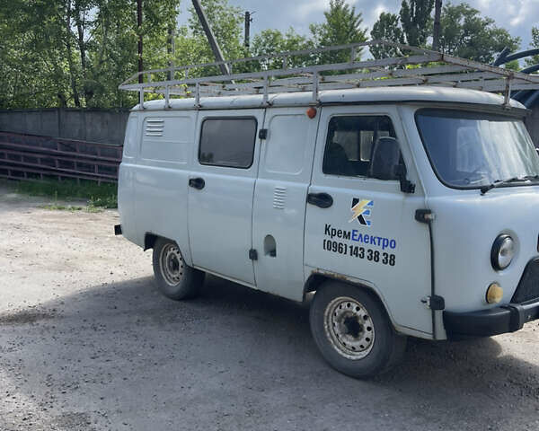 УАЗ 3741 2007 у Кременчуге на Automoto.ua Сірий УАЗ 3741, об'ємом двигуна 2.89 л та пробігом 1 тис. км за 4500 $, фото 1 на Automoto.ua