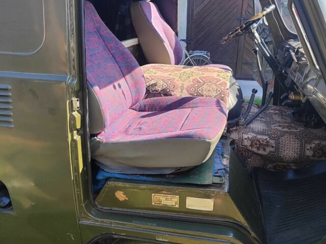 Зелений УАЗ 3741, об'ємом двигуна 0 л та пробігом 3 тис. км за 3000 $, фото 17 на Automoto.ua