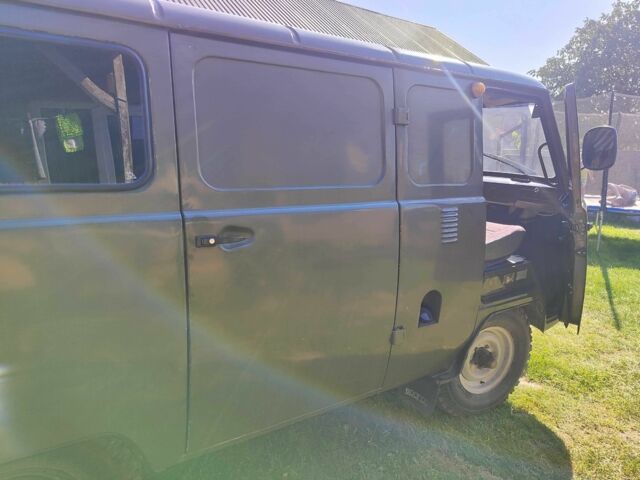 Зелений УАЗ 3741, об'ємом двигуна 0 л та пробігом 3 тис. км за 3000 $, фото 3 на Automoto.ua